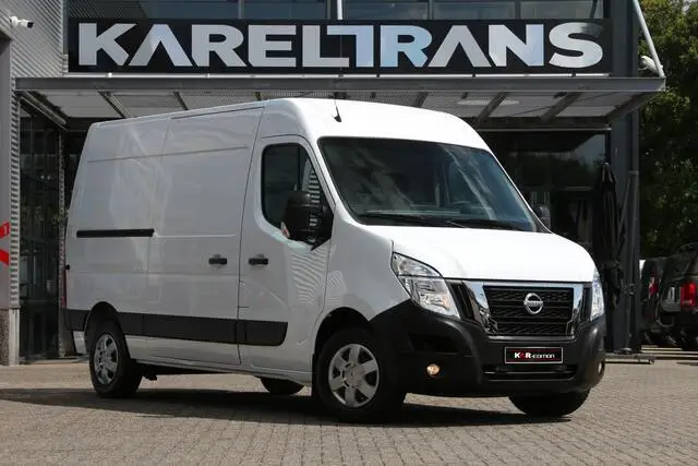 Photo 1 : Nissan Interstar 2023 Diesel