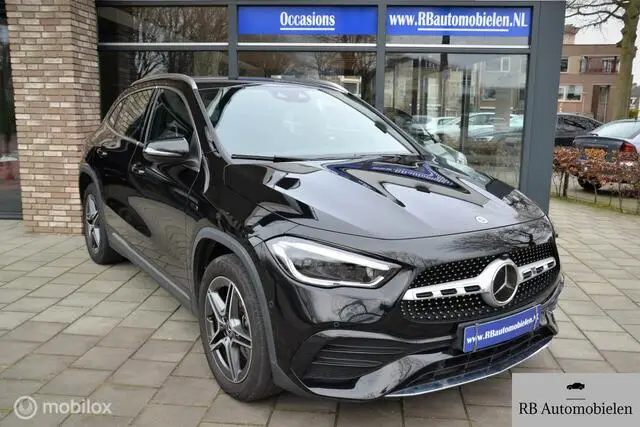 Photo 1 : Mercedes-benz Classe Gla 2020 Hybrid