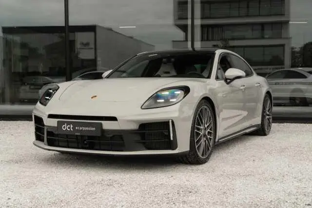 Photo 1 : Porsche Panamera 2024 Essence