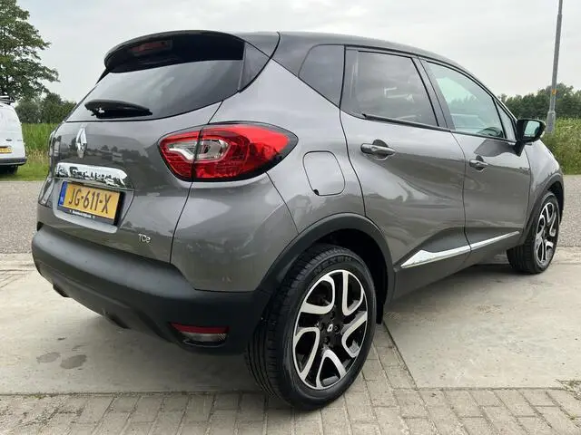 Photo 1 : Renault Captur 2016 Essence