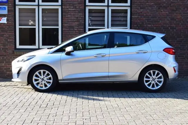 Photo 1 : Ford Fiesta 2018 Petrol