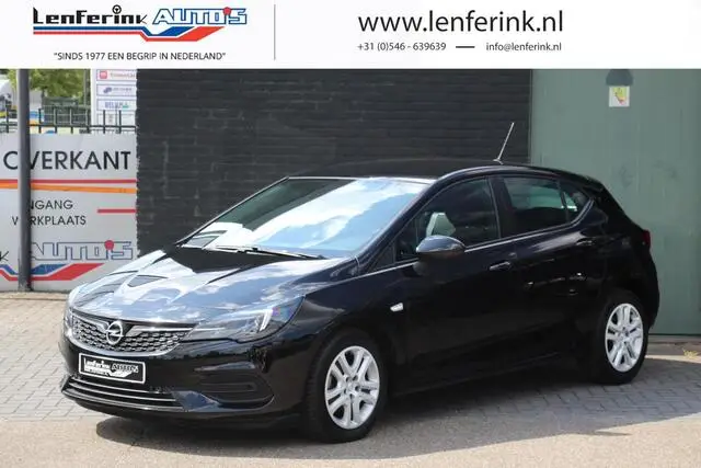 Photo 1 : Opel Astra 2021 Essence