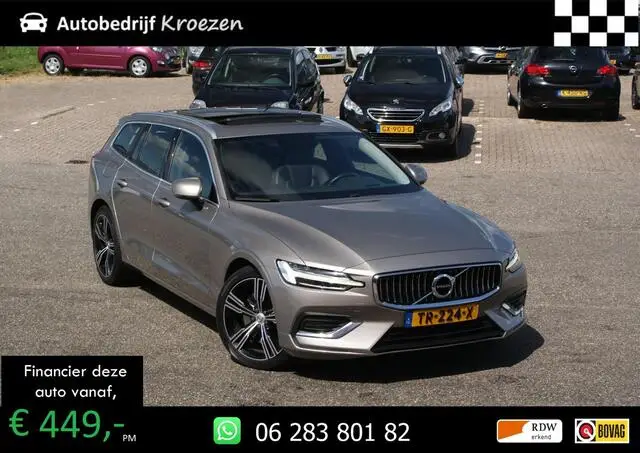 Photo 1 : Volvo V60 2018 Essence