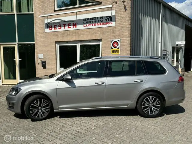 Photo 1 : Volkswagen Golf 2016 Petrol