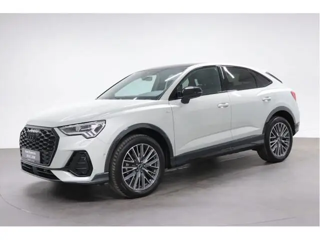 Photo 1 : Audi Q3 2022 Diesel