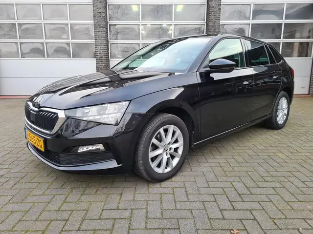 Photo 1 : Skoda Scala 2021 Petrol