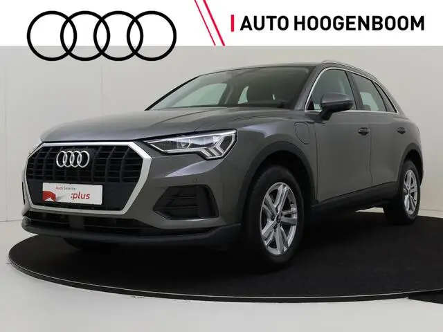 Photo 1 : Audi Q3 2021 Hybrid