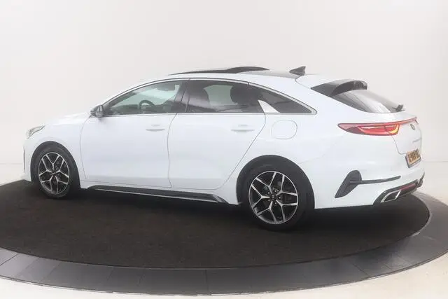 Photo 1 : Kia Ceed 2021 Essence