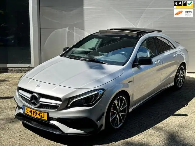 Photo 1 : Mercedes-benz Classe Cla 2017 Petrol