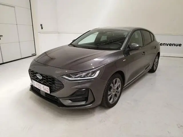 Photo 1 : Ford Focus 2022 Petrol