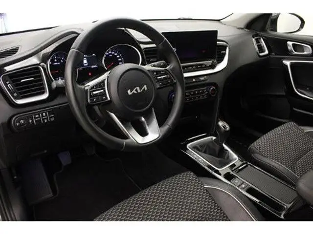 Photo 1 : Kia Xceed 2022 Essence