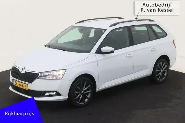 Photo 1 : Skoda Fabia 2019 Petrol