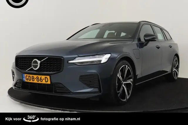 Photo 1 : Volvo V60 2024 Hybrid