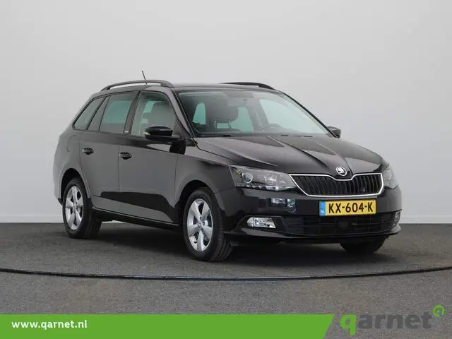 Photo 1 : Skoda Fabia 2017 Petrol