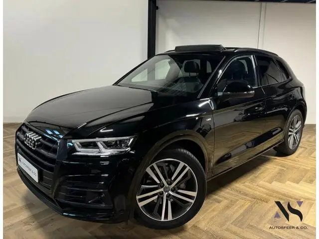 Photo 1 : Audi Q5 2018 Essence