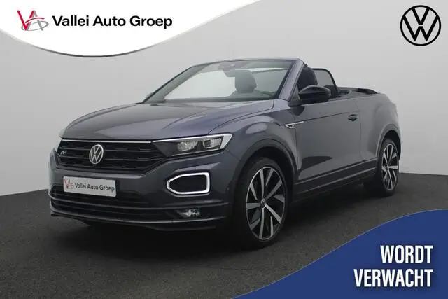 Photo 1 : Volkswagen T-roc 2021 Essence