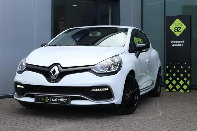 Photo 1 : Renault Clio 2015 Essence