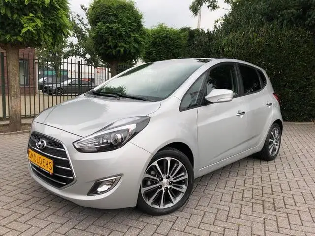 Photo 1 : Hyundai Ix20 2016 Petrol