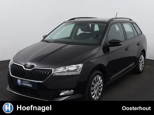 Photo 1 : Skoda Fabia 2021 Petrol