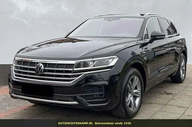 Photo 1 : Volkswagen Touareg 2023 Diesel