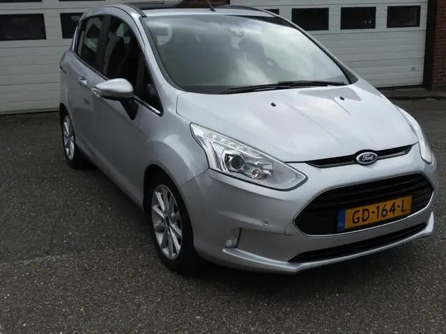 Photo 1 : Ford B-max 2015 Petrol