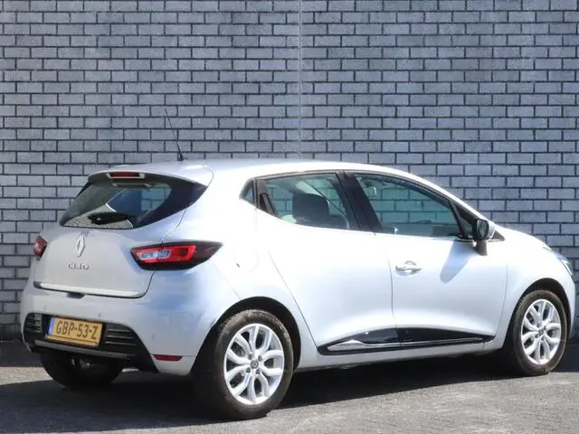 Photo 1 : Renault Clio 2019 Essence