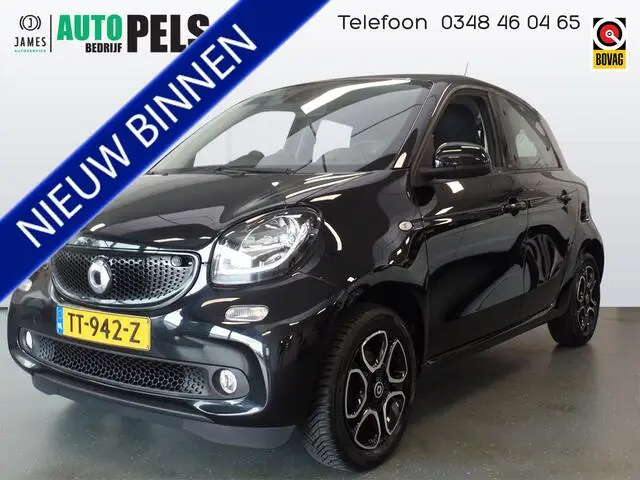 Photo 1 : Smart Forfour 2018 Petrol