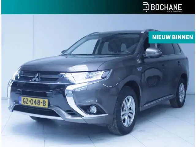 Photo 1 : Mitsubishi Outlander 2015 Hybride