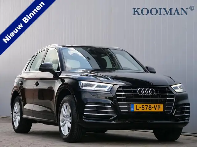 Photo 1 : Audi Q5 2020 Hybride