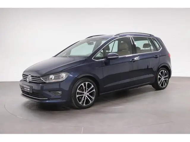 Photo 1 : Volkswagen Golf 2016 Petrol