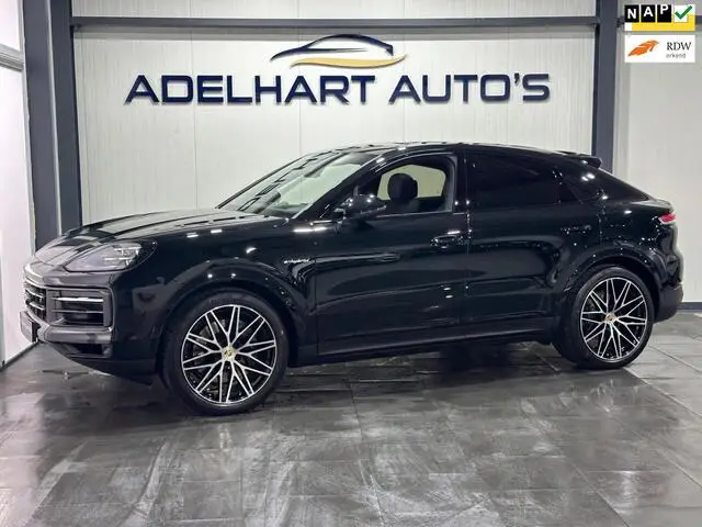 Photo 1 : Porsche Cayenne 2024 Hybrid