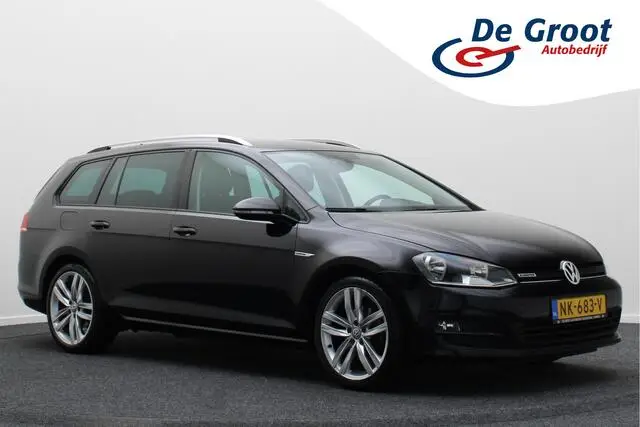 Photo 1 : Volkswagen Golf 2017 Petrol