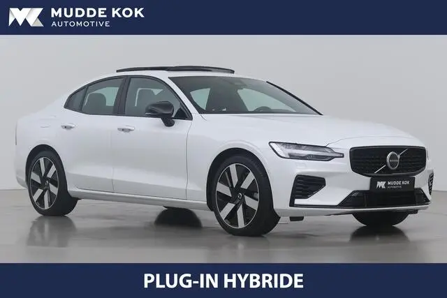 Photo 1 : Volvo S60 2024 Hybrid