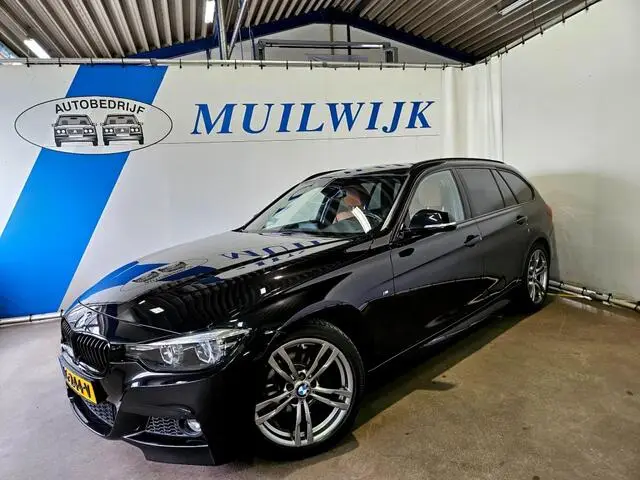 Photo 1 : Bmw Serie 3 2019 Petrol