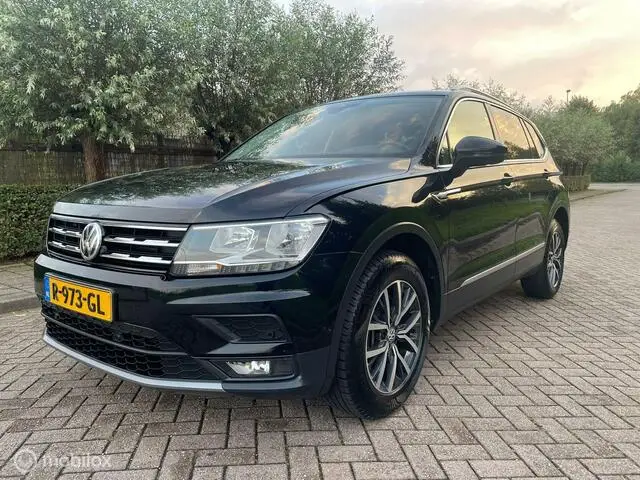 Photo 1 : Volkswagen Tiguan 2018 Petrol