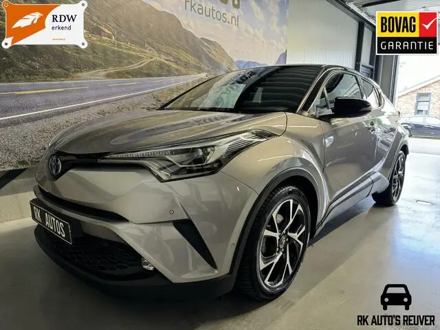 Photo 1 : Toyota C-hr 2017 Hybrid