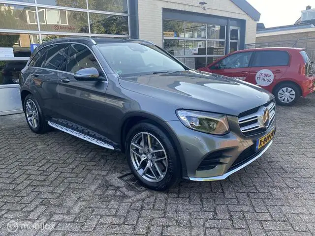 Photo 1 : Mercedes-benz Classe Glc 2015 Petrol