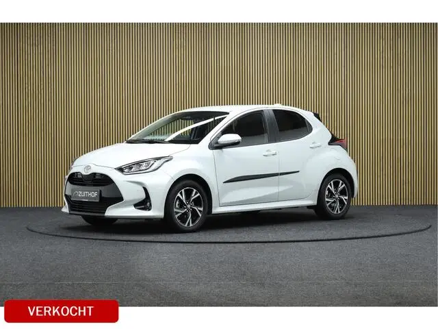 Photo 1 : Toyota Yaris 2024 Hybride