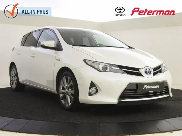 Photo 1 : Toyota Auris 2015 Hybride