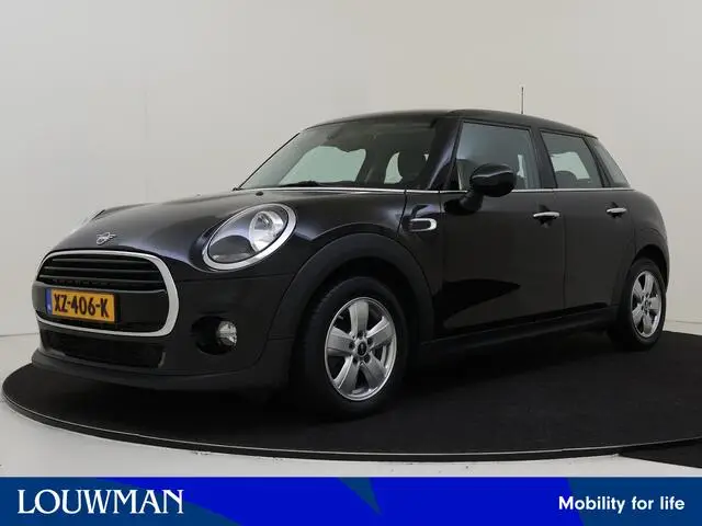 Photo 1 : Mini Cooper 2019 Essence