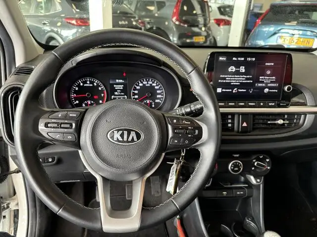 Photo 1 : Kia Picanto 2021 Petrol