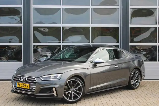 Photo 1 : Audi S5 2017 Essence