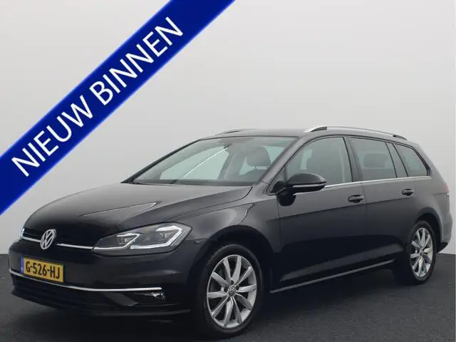 Photo 1 : Volkswagen Golf 2019 Petrol