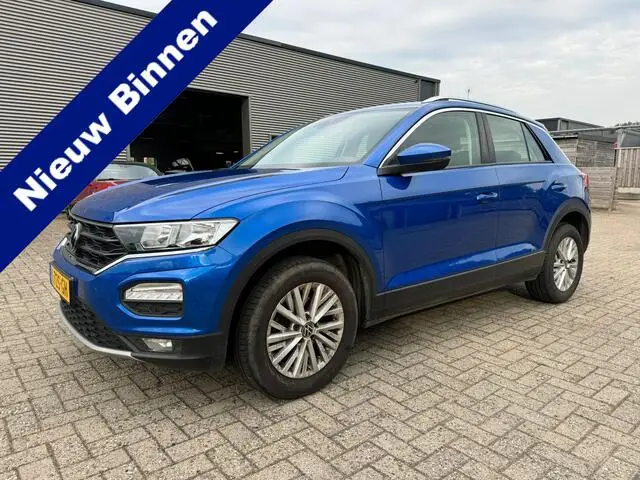 Photo 1 : Volkswagen T-roc 2021 Essence