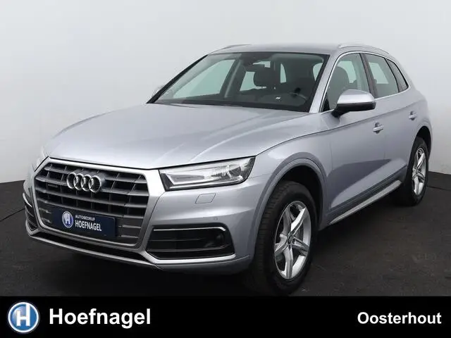 Photo 1 : Audi Q5 2020 Hybrid