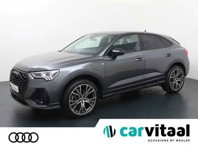 Photo 1 : Audi Q3 2021 Hybrid