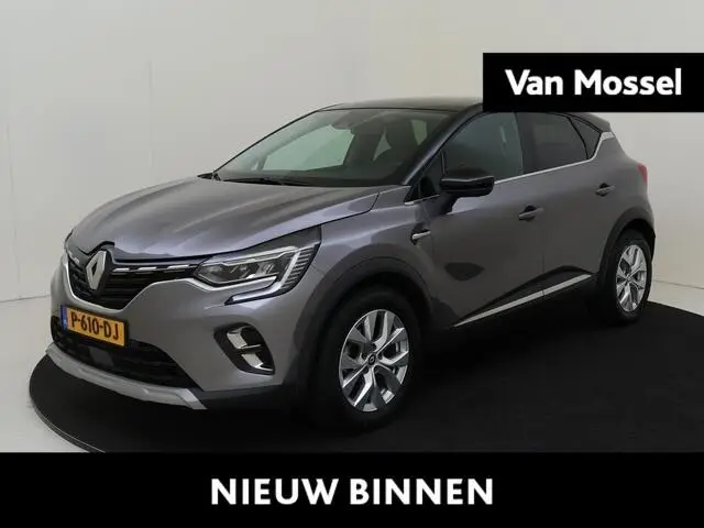 Photo 1 : Renault Captur 2022 Essence