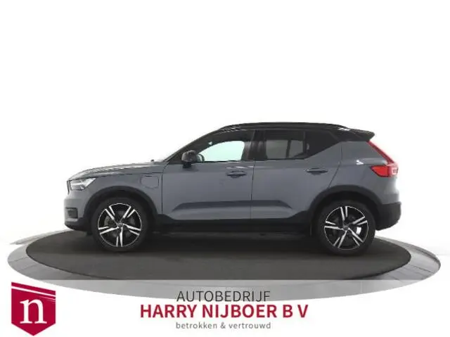 Photo 1 : Volvo Xc40 2021 Hybride