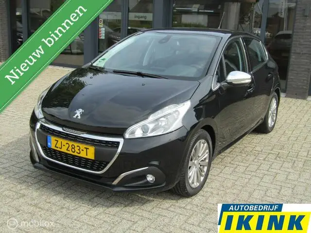 Photo 1 : Peugeot 208 2019 Petrol