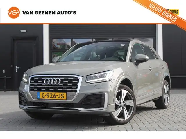 Photo 1 : Audi Q2 2019 Petrol